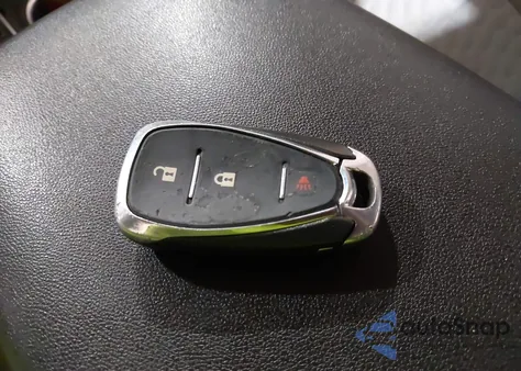 2018 Chevrolet Equinox Ls z USA, uszkodzony, nr VIN 2GNAXHEV3J6138005